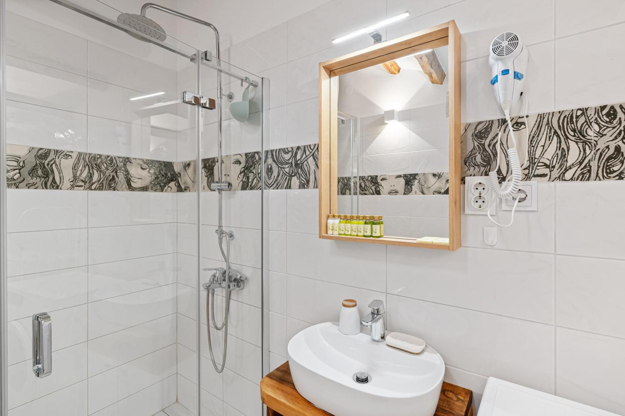 Apartman Tutto Bene 罗维尼 外观 照片